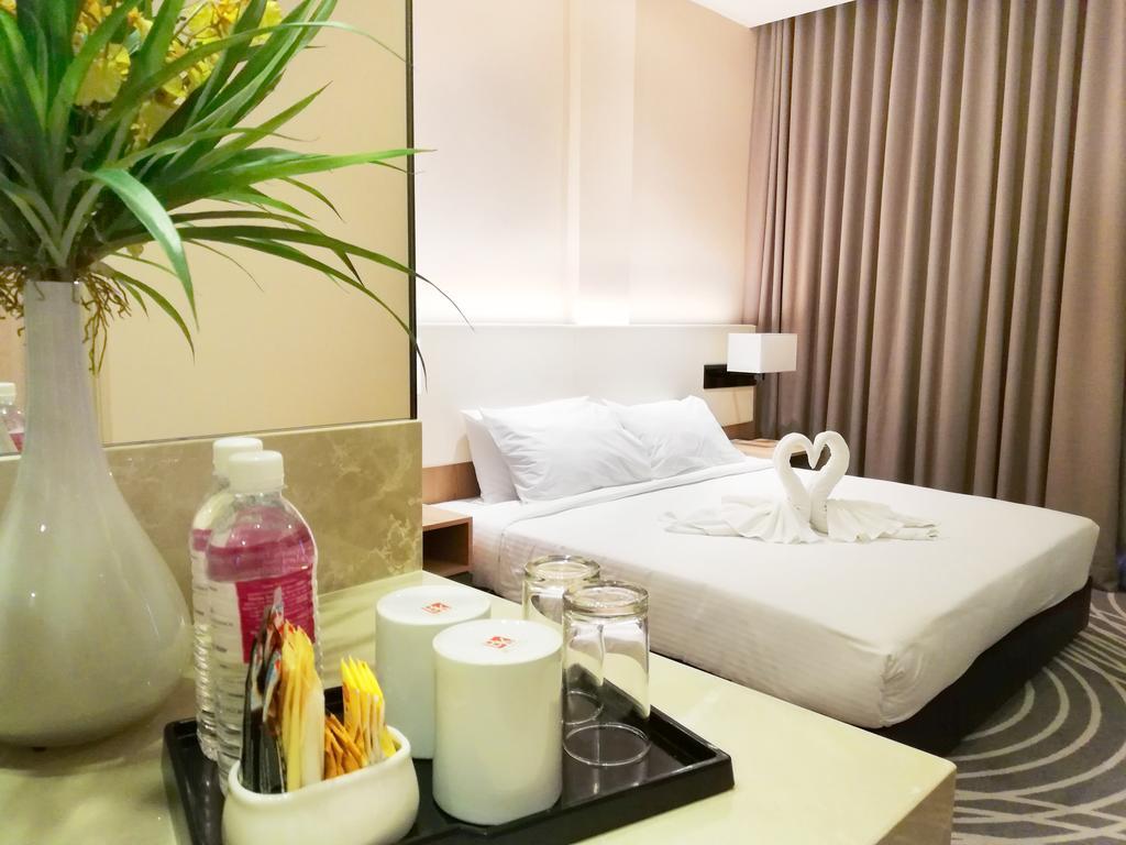 Upper View Regalia Hotel Kuala Lumpur Extérieur photo